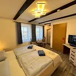 Wolfshotel Am Penzion