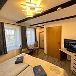 Wolfshotel Am Penzion Arendsee (Altmarkkreis Salzwedel)