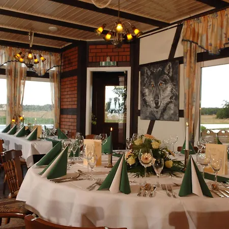 Wolfshotel Am Arendsee Pensjonat 3*