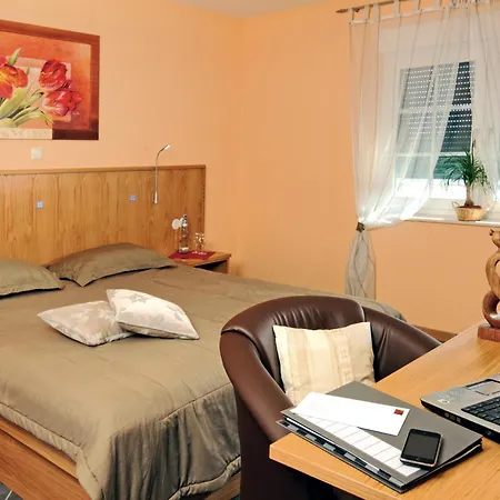 Wolfshotel Am Arendsee